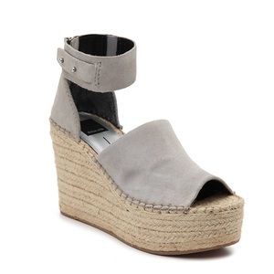 Dolce Vita Women's Straw Wedge Sandal sz 8